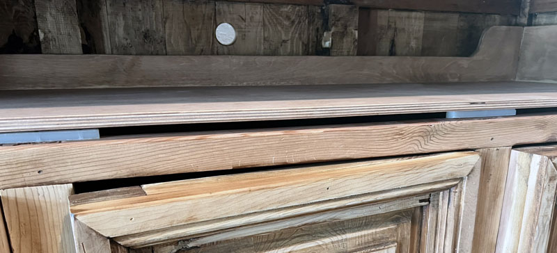 Front Support Sliders with Drawer